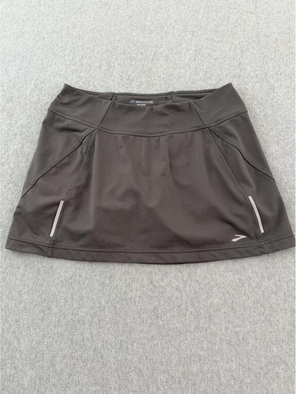 Brooks running skirt size M